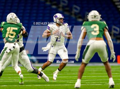 Thumbnail 1 in DeSoto vs Willis (UIL 6A D2 Reginal footbal playoff) photogallery.