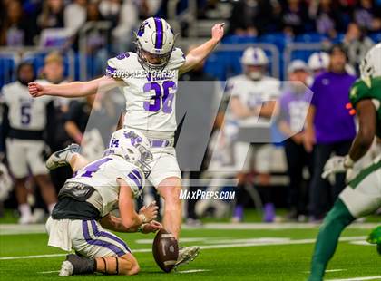 Thumbnail 1 in DeSoto vs Willis (UIL 6A D2 Reginal footbal playoff) photogallery.