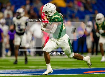 Thumbnail 2 in DeSoto vs Willis (UIL 6A D2 Reginal footbal playoff) photogallery.