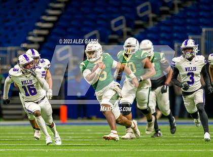 Thumbnail 3 in DeSoto vs Willis (UIL 6A D2 Reginal footbal playoff) photogallery.
