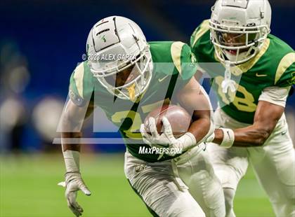 Thumbnail 3 in DeSoto vs Willis (UIL 6A D2 Reginal footbal playoff) photogallery.