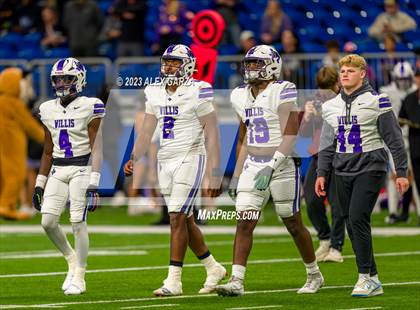 Thumbnail 1 in DeSoto vs Willis (UIL 6A D2 Reginal footbal playoff) photogallery.