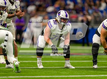 Thumbnail 3 in DeSoto vs Willis (UIL 6A D2 Reginal footbal playoff) photogallery.