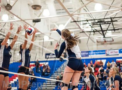 Thumbnail 3 in Menlo vs. Soquel (CIF CCS D4 Final) photogallery.