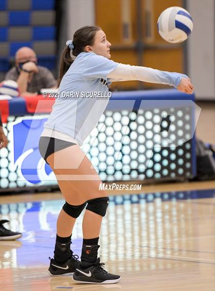 Thumbnail 1 in Mesquite vs  Mica Mountain (AIA 4A Conference Play-In) photogallery.