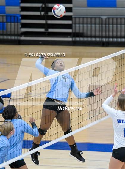 Thumbnail 1 in Mesquite vs  Mica Mountain (AIA 4A Conference Play-In) photogallery.