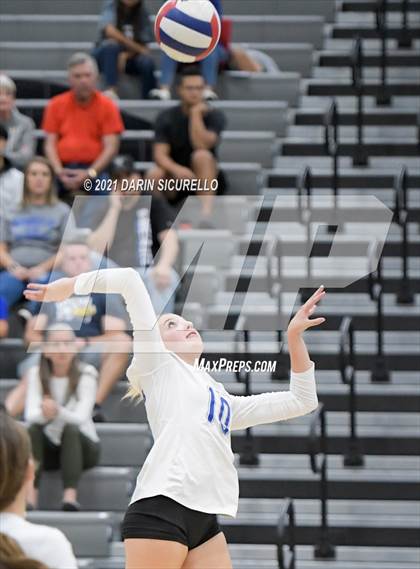 Thumbnail 3 in Mesquite vs  Mica Mountain (AIA 4A Conference Play-In) photogallery.