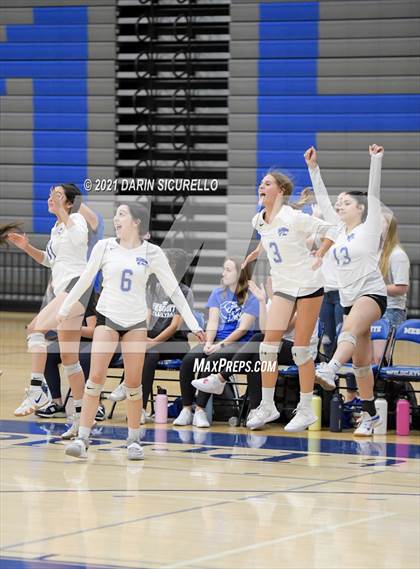 Thumbnail 2 in Mesquite vs  Mica Mountain (AIA 4A Conference Play-In) photogallery.