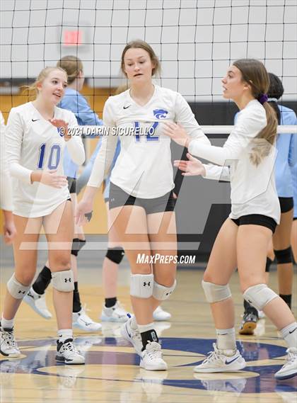 Thumbnail 1 in Mesquite vs  Mica Mountain (AIA 4A Conference Play-In) photogallery.