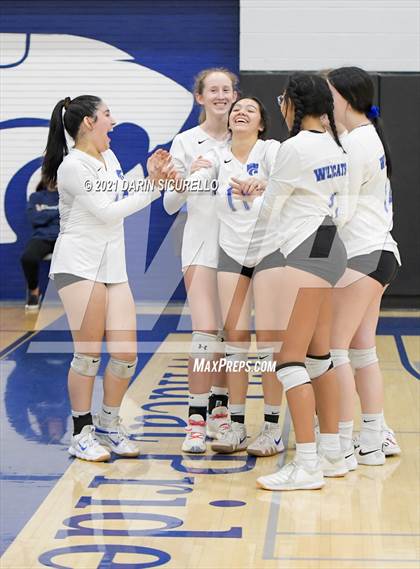 Thumbnail 2 in Mesquite vs  Mica Mountain (AIA 4A Conference Play-In) photogallery.