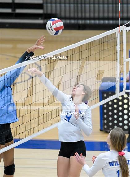 Thumbnail 2 in Mesquite vs  Mica Mountain (AIA 4A Conference Play-In) photogallery.