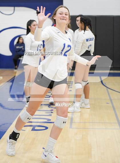 Thumbnail 1 in Mesquite vs  Mica Mountain (AIA 4A Conference Play-In) photogallery.
