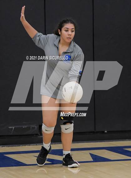 Thumbnail 1 in Mesquite vs  Mica Mountain (AIA 4A Conference Play-In) photogallery.