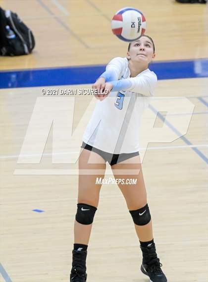 Thumbnail 2 in Mesquite vs  Mica Mountain (AIA 4A Conference Play-In) photogallery.