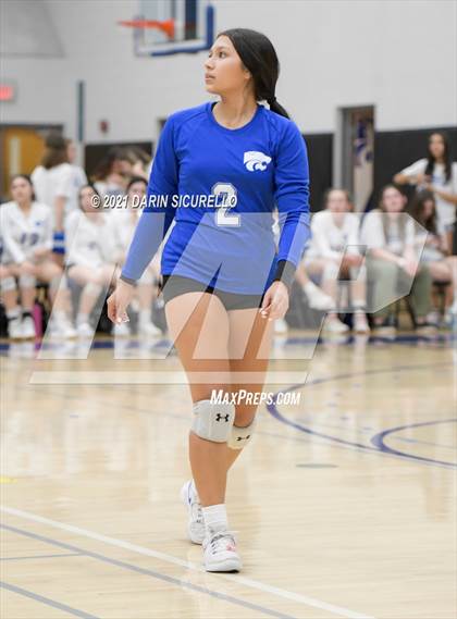 Thumbnail 2 in Mesquite vs  Mica Mountain (AIA 4A Conference Play-In) photogallery.
