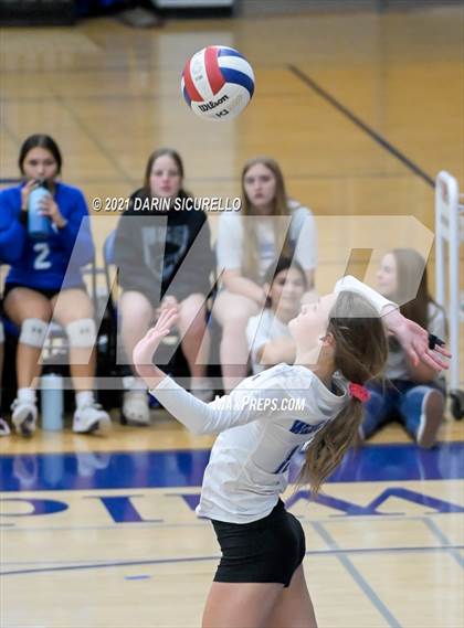 Thumbnail 1 in Mesquite vs  Mica Mountain (AIA 4A Conference Play-In) photogallery.