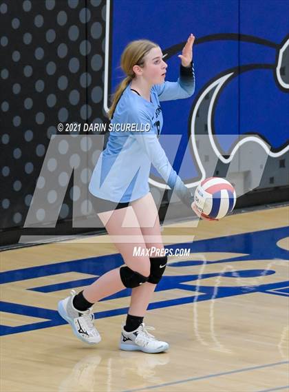 Thumbnail 2 in Mesquite vs  Mica Mountain (AIA 4A Conference Play-In) photogallery.