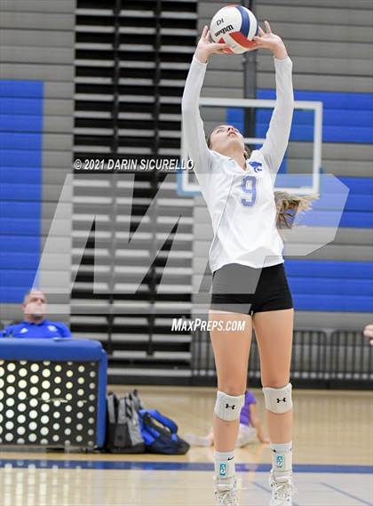 Thumbnail 1 in Mesquite vs  Mica Mountain (AIA 4A Conference Play-In) photogallery.