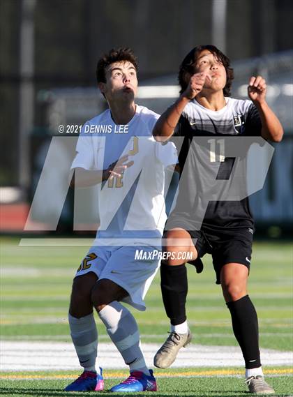 Thumbnail 1 in Archbishop Mitty vs. Bishop O'Dowd (De La Salle Showcase) photogallery.