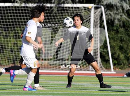 Thumbnail 2 in Archbishop Mitty vs. Bishop O'Dowd (De La Salle Showcase) photogallery.
