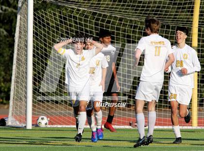 Thumbnail 3 in Archbishop Mitty vs. Bishop O'Dowd (De La Salle Showcase) photogallery.
