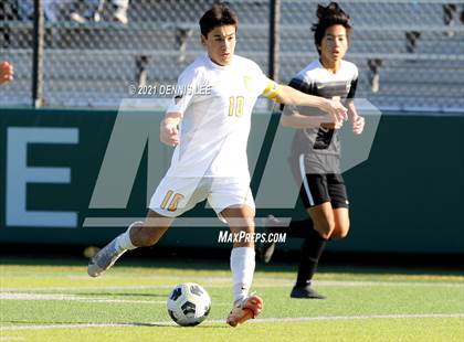 Thumbnail 3 in Archbishop Mitty vs. Bishop O'Dowd (De La Salle Showcase) photogallery.