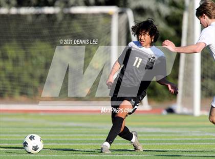 Thumbnail 2 in Archbishop Mitty vs. Bishop O'Dowd (De La Salle Showcase) photogallery.