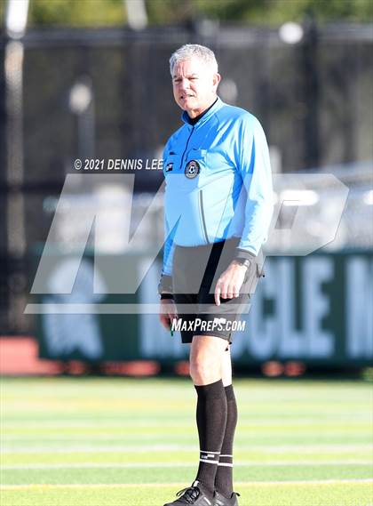 Thumbnail 3 in Archbishop Mitty vs. Bishop O'Dowd (De La Salle Showcase) photogallery.