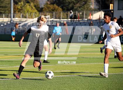 Thumbnail 2 in Archbishop Mitty vs. Bishop O'Dowd (De La Salle Showcase) photogallery.