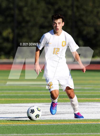 Thumbnail 2 in Archbishop Mitty vs. Bishop O'Dowd (De La Salle Showcase) photogallery.