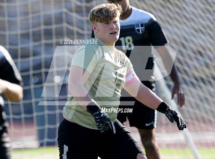 Thumbnail 3 in Archbishop Mitty vs. Bishop O'Dowd (De La Salle Showcase) photogallery.