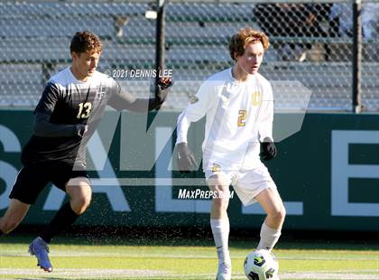Thumbnail 2 in Archbishop Mitty vs. Bishop O'Dowd (De La Salle Showcase) photogallery.