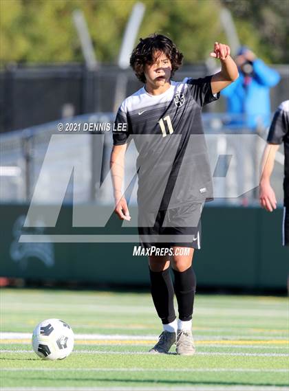 Thumbnail 2 in Archbishop Mitty vs. Bishop O'Dowd (De La Salle Showcase) photogallery.