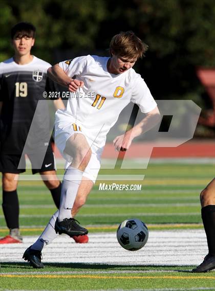 Thumbnail 1 in Archbishop Mitty vs. Bishop O'Dowd (De La Salle Showcase) photogallery.
