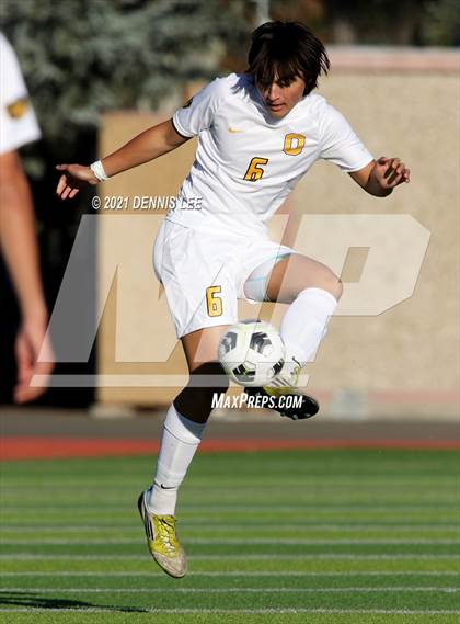 Thumbnail 2 in Archbishop Mitty vs. Bishop O'Dowd (De La Salle Showcase) photogallery.