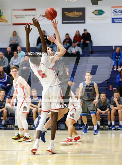 Thumbnail 2 in Carbon vs. Judge Memorial (UHSAA 3A 2nd Round Playoff) photogallery.