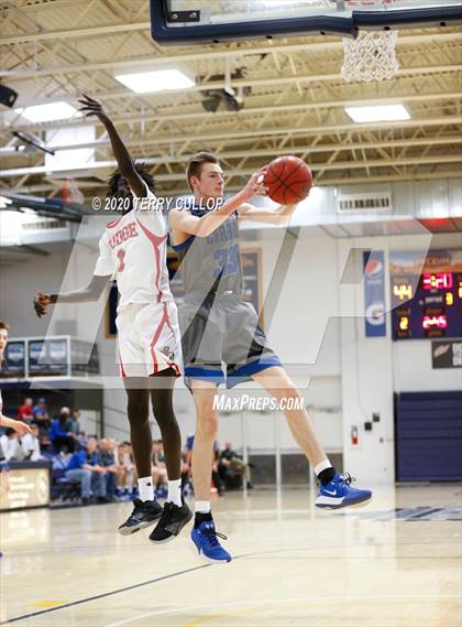 Thumbnail 3 in Carbon vs. Judge Memorial (UHSAA 3A 2nd Round Playoff) photogallery.