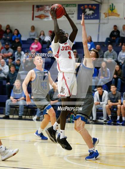 Thumbnail 1 in Carbon vs. Judge Memorial (UHSAA 3A 2nd Round Playoff) photogallery.