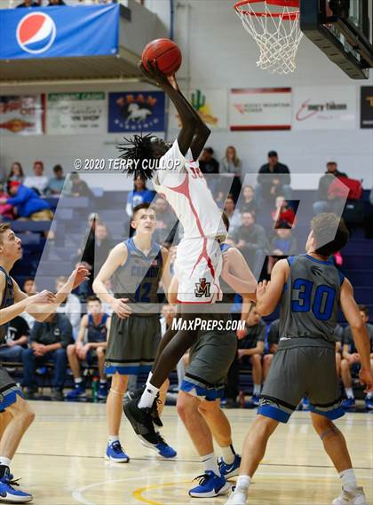 Thumbnail 3 in Carbon vs. Judge Memorial (UHSAA 3A 2nd Round Playoff) photogallery.
