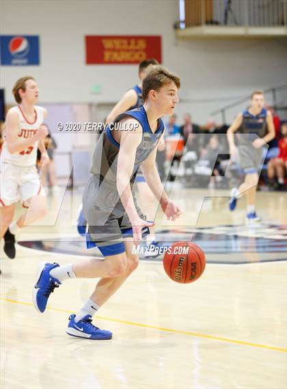Thumbnail 3 in Carbon vs. Judge Memorial (UHSAA 3A 2nd Round Playoff) photogallery.