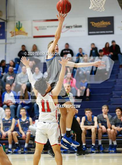 Thumbnail 3 in Carbon vs. Judge Memorial (UHSAA 3A 2nd Round Playoff) photogallery.