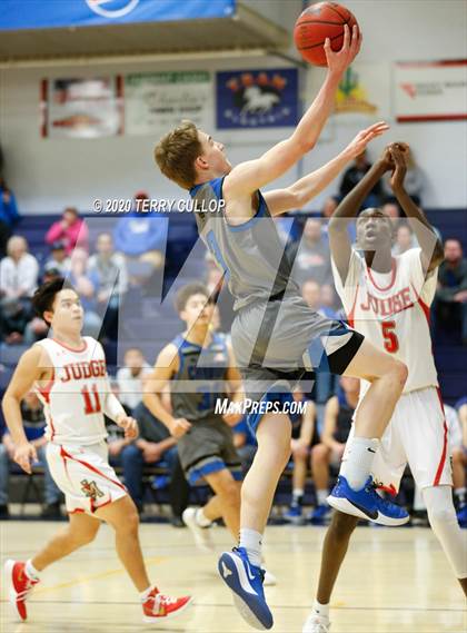 Thumbnail 2 in Carbon vs. Judge Memorial (UHSAA 3A 2nd Round Playoff) photogallery.