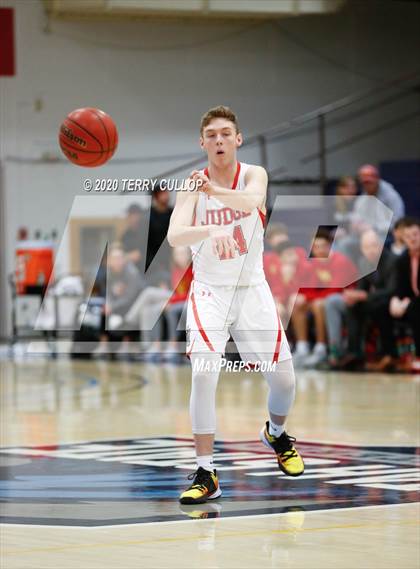 Thumbnail 2 in Carbon vs. Judge Memorial (UHSAA 3A 2nd Round Playoff) photogallery.