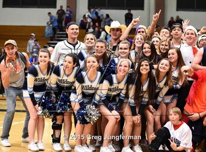 Thumbnail 2 in Marin Catholic vs. Cardinal Newman (CIF NCS D4 Final) photogallery.