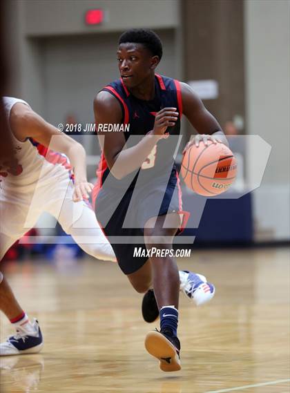 Thumbnail 3 in Pearce vs. Allen (McDonald's Texas Invitational) photogallery.