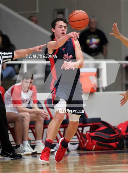 Thumbnail 2 in Pearce vs. Allen (McDonald's Texas Invitational) photogallery.