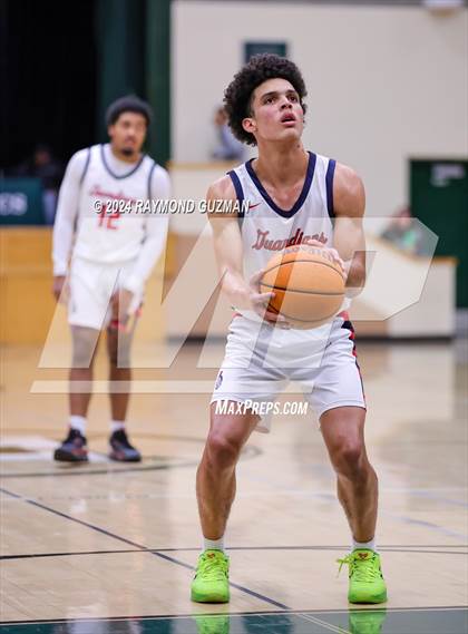 Thumbnail 2 in Central vs. Justin Garza photogallery.