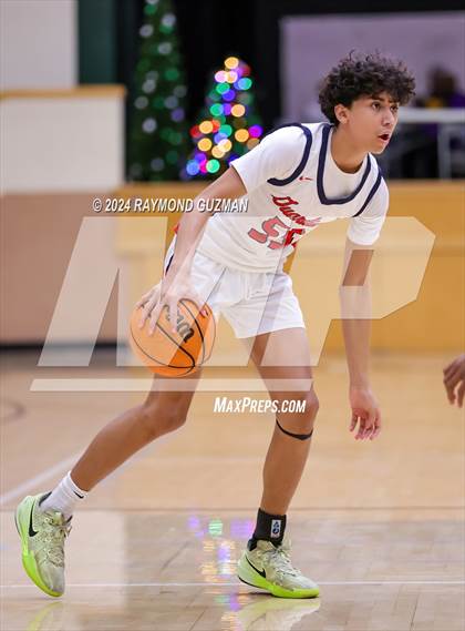 Thumbnail 2 in Central vs. Justin Garza photogallery.