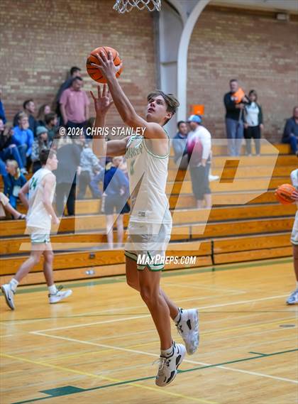 Thumbnail 1 in Sacred Heart Prep vs. Tumwater (Cactus Jam Tournament) photogallery.