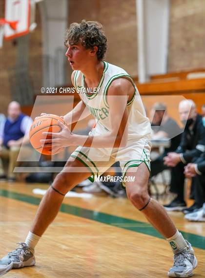Thumbnail 2 in Sacred Heart Prep vs. Tumwater (Cactus Jam Tournament) photogallery.